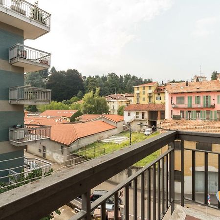 Bilocale Centro Biella Appartement Buitenkant foto