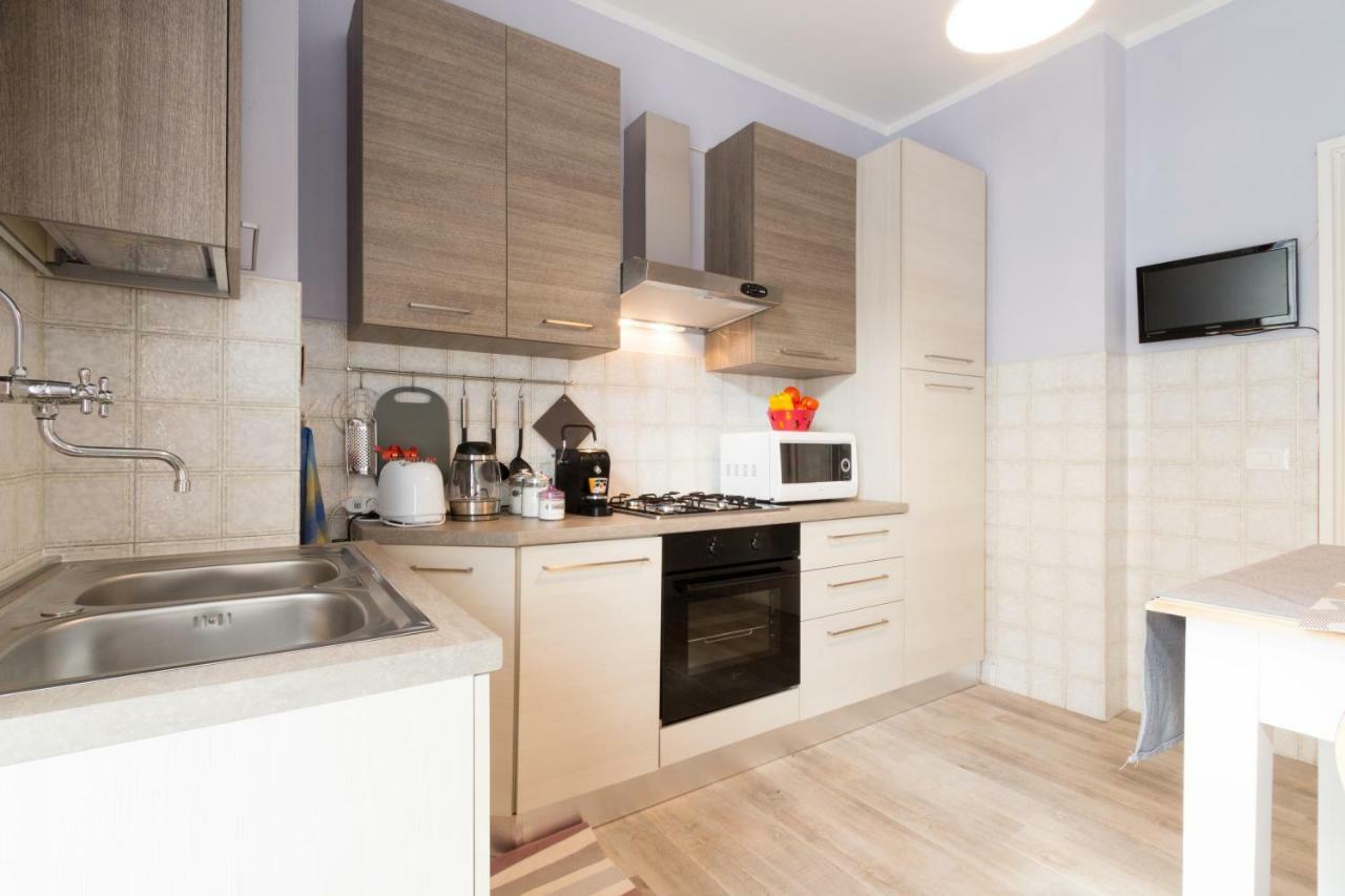 Bilocale Centro Biella Appartement Buitenkant foto