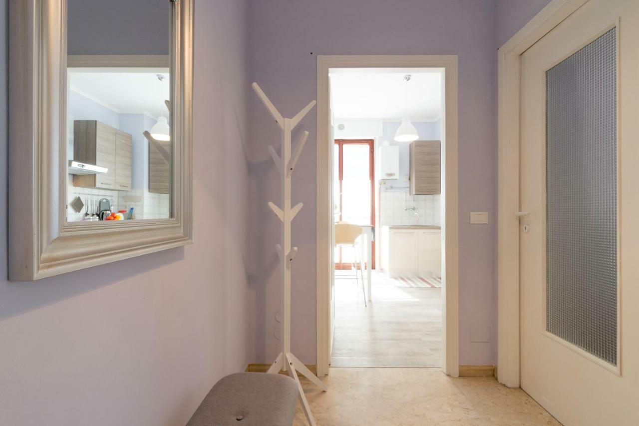 Bilocale Centro Biella Appartement Buitenkant foto