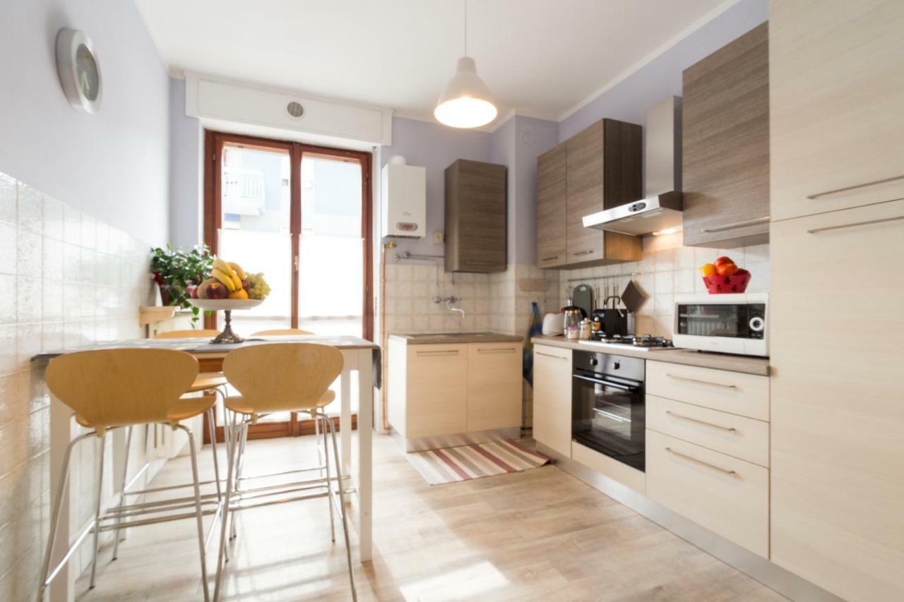 Bilocale Centro Biella Appartement Buitenkant foto