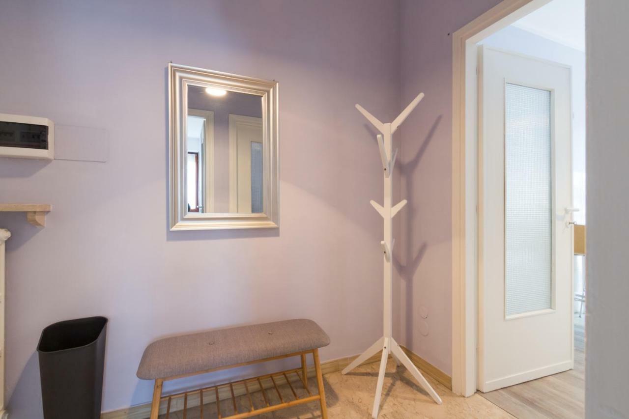 Bilocale Centro Biella Appartement Buitenkant foto